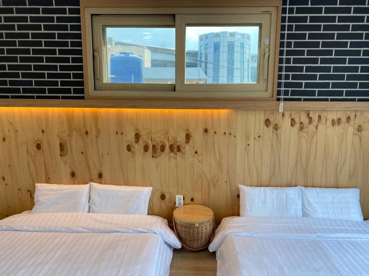 موكبو 38Th Street Guesthouse المظهر الخارجي الصورة