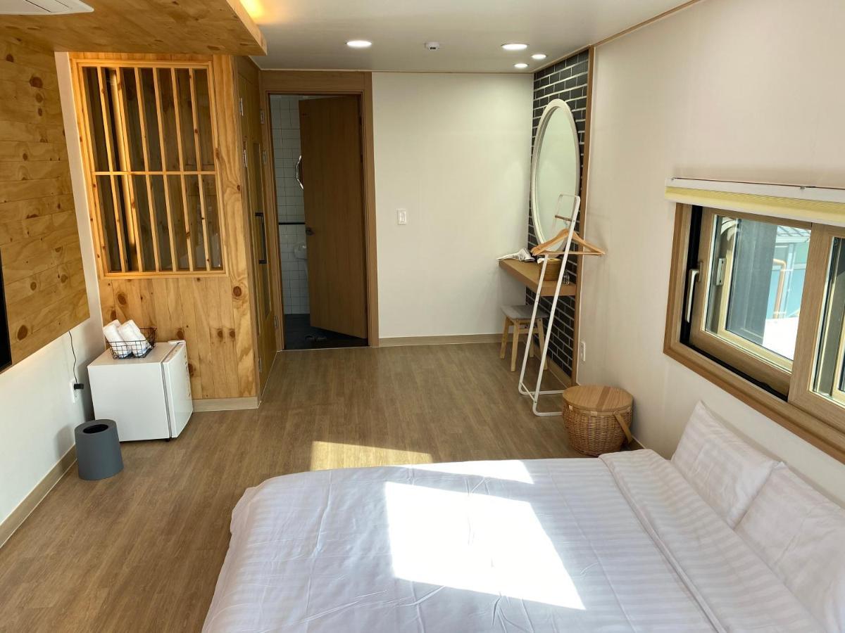 موكبو 38Th Street Guesthouse المظهر الخارجي الصورة