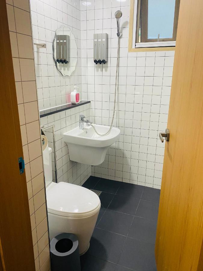 موكبو 38Th Street Guesthouse المظهر الخارجي الصورة